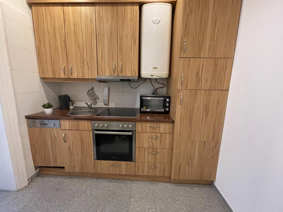 Central Sunny Flat With Free Parking Appartement Wenen Buitenkant foto